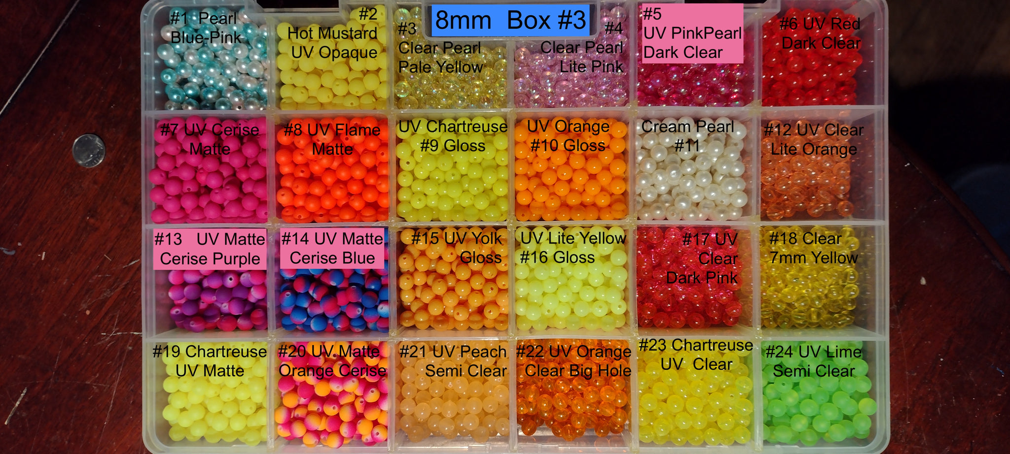 MAD RIVER 15 COMPARTMENT BEAD BOX SALMON RIVER BEAD COLORS 8MM